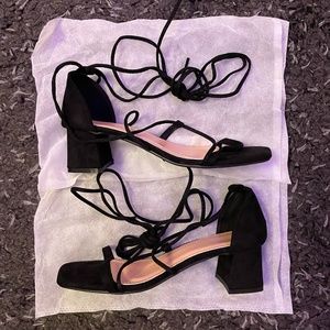 Lace Up Chunky Heel Sandals